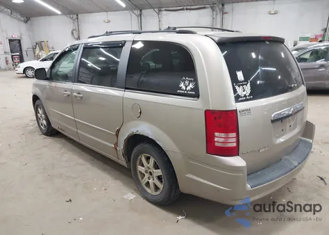 2008 Chrysler Town & Country Touring from USA, damaged, VIN 2A8HR54P08R740705